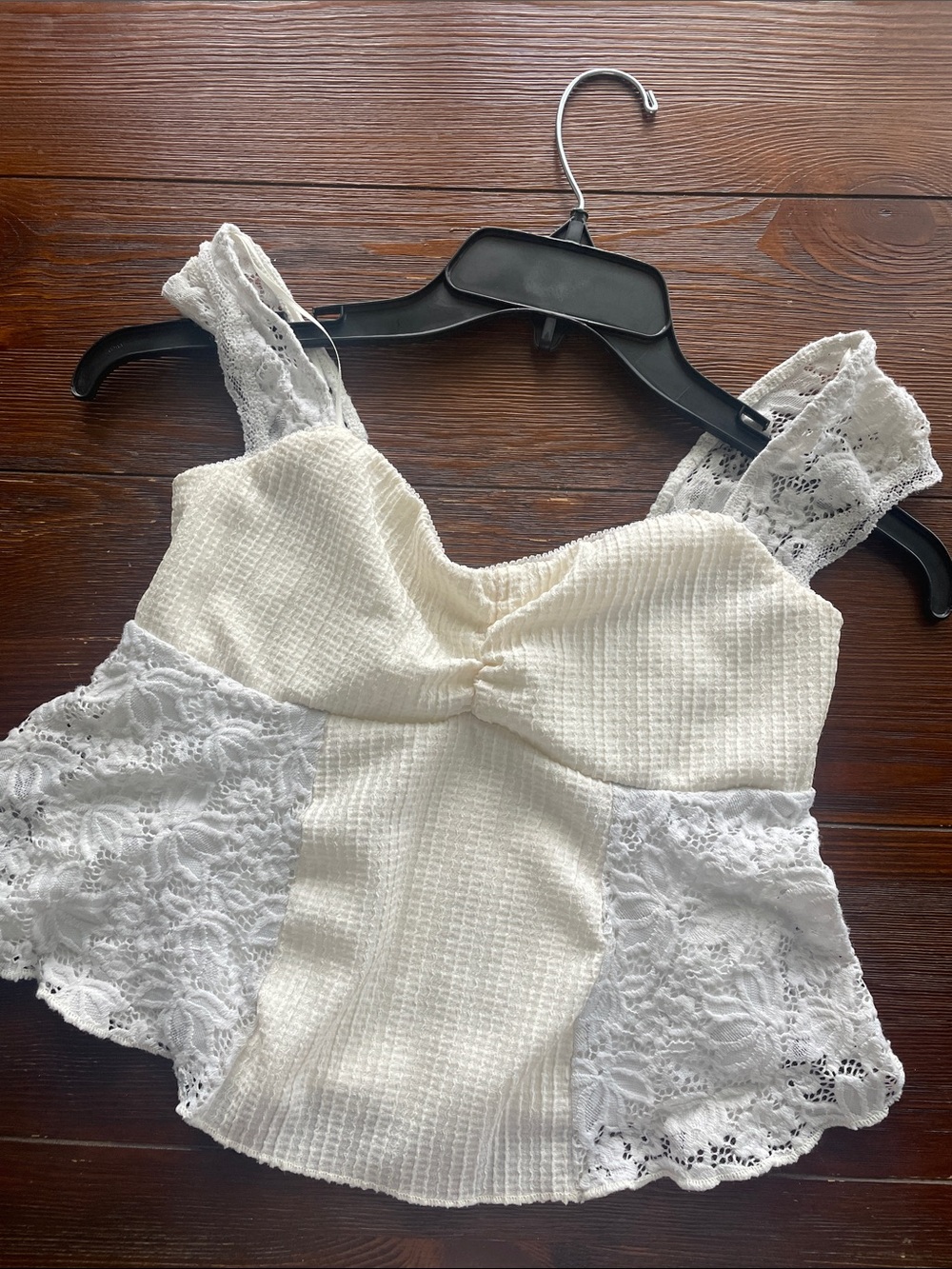 White Lace-Trim Crop Top - Women's Summer Tank